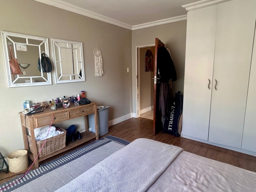 To Let 2 Bedroom Property for Rent in Sea Point Western Cape